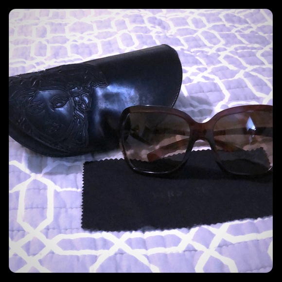 Authentic Versace MOD 4114 Women Brown Sunglasses - Picture 2 of 12